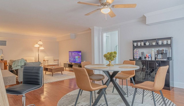 MidTown Flats Suite B2