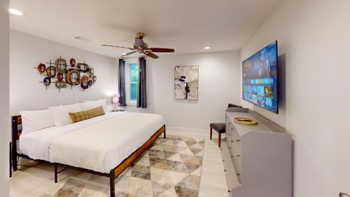 Modern 2BR Retreat Near Emory & Downtown ATL