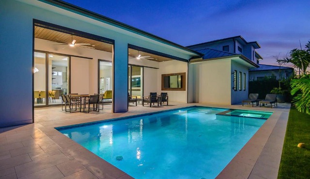 Morningside Luxury Escape with Heated pool & Office place