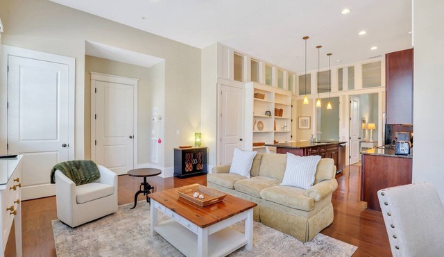 New listing! Beautiful Habersham Home