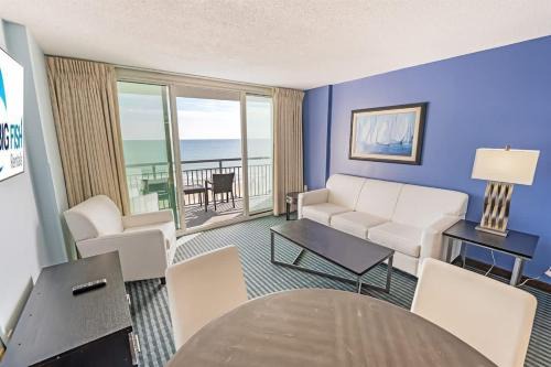New Modern Oceanfront, BeachPool, 5th Floor,Nice!