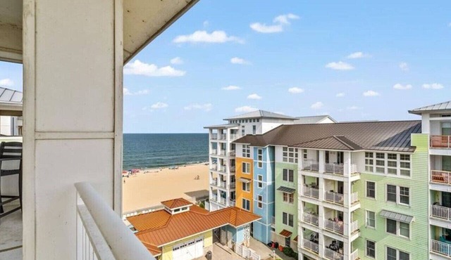 New Oceanfront Penhouse 2 Decks! Sunrise/Sunsets