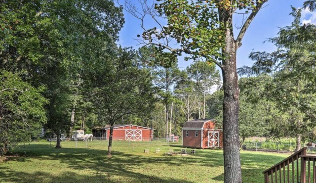New! Peaceful retreat on 13 Acres near Lake Murray. Come watch the horses graze!