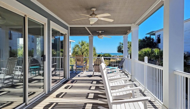 Oceanfront Beach House, Porches, Private Pool, Direct Beach Access, Dog Friendly
