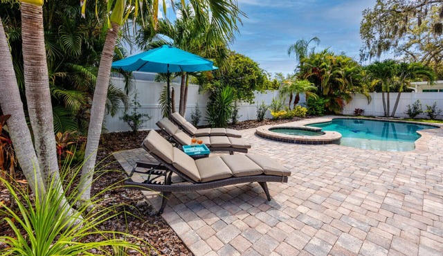 Palm Harbor Hideaway | Gorgeous Home w/Heated Pool, Hot Tub & Tropical Oasis