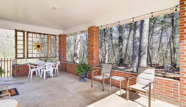 Peaceful Trenton Home w/Patio Near Hiking!
