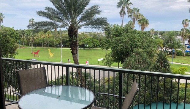 Perfect for Families, 2/2 Coconut Grove Condo