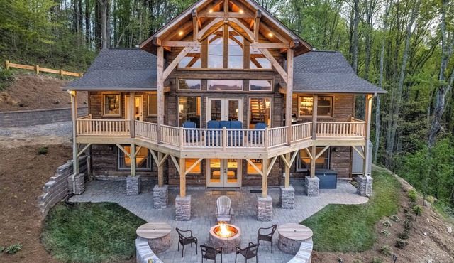 Pet Friendly Modern Mtn Cabin 2 King Master Suites Mtn Views