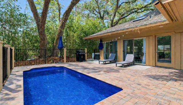 Pet Friendly Sea Pines Retreat