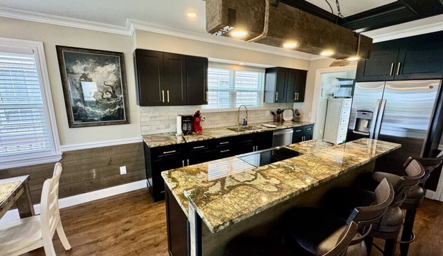 Pirate-Themed Luxury Beach House-Free Golf Cart-Ocean Views-Ocean Lakes