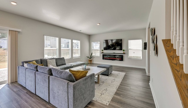 Pool Access + Patio: Quiet Home Near Lake Norman