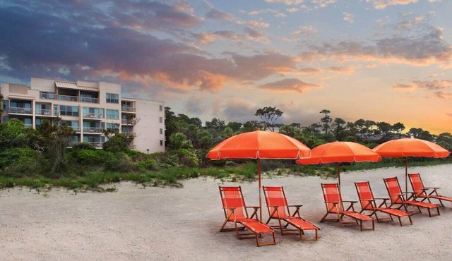Private End Unit - Oceanfront Villa End at Marriot's Monarch at Sea Pines