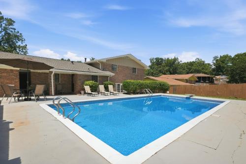 Private Pool Oasis 15 mins to World Cup Sleeps 10 home