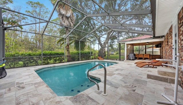 Private Pool Oasis Near Beach + Downtown