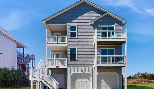 Recently Updated, 2 King Suites, Community Pool, Private Dock, Tennis Courts