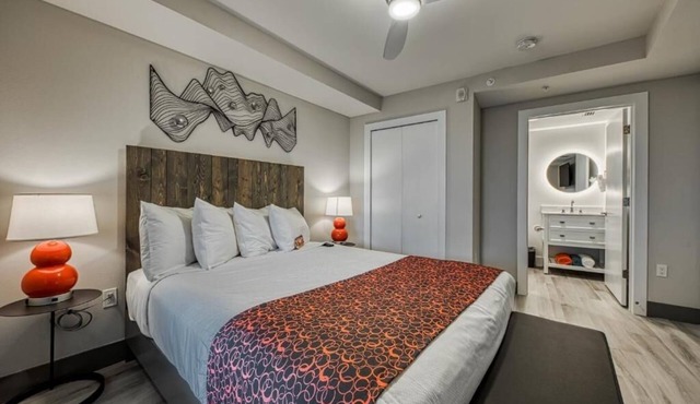 Relaxing Beach Getaway! Suite w/Kitchen & Balcony | Pool, Free Parking!