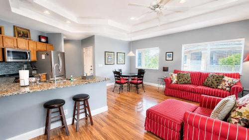 Right Direction Rentals 1 Bedroom Villa 8954