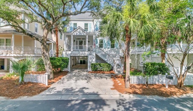 Rooftop Ocean Views | Steps to Beach & Grand Pavilion Pools