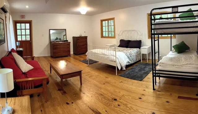 Rustic Retreatnn