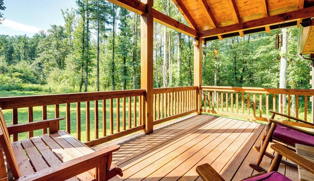 Secluded, Private! Forested Hendersonville Retreat