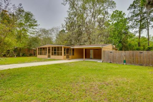 Spacious & Pet-Friendly Yard! Jacksonville Home