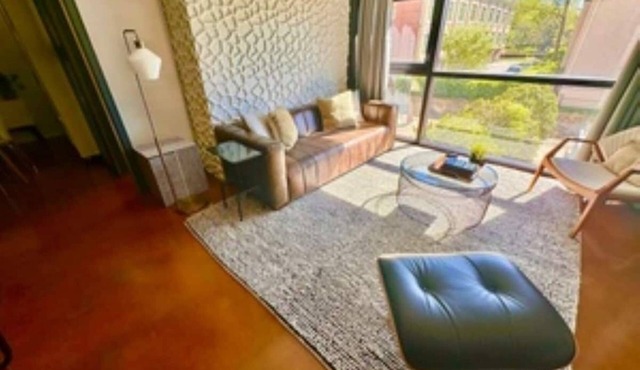 Spectacular Studio - Charlotte