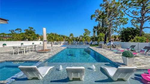 Stay & Play Sarasota