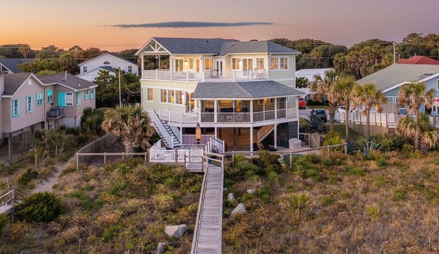 Stay @ Sea Salt! Heated Oceanfront Pool!