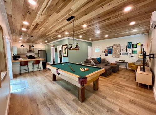 Stepping Stone - Private Hot Tub Pet Friendly