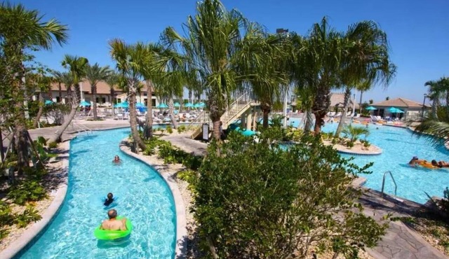Stylish Waterpark Resort Near Orlando Parks