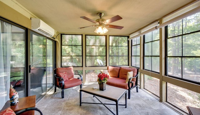 Sunroom & Deck! Golf Retreat in Keowee Key