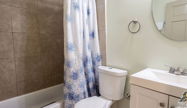 Superb 3-bedroom apartment walking distance to the historical in Buena Vista
