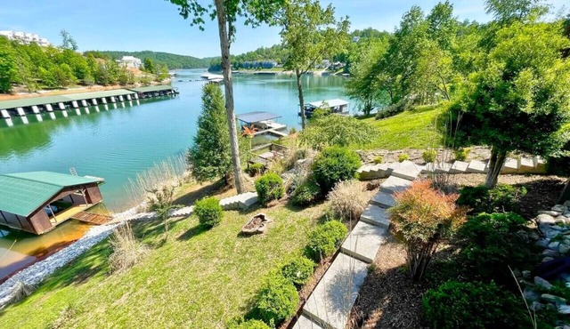 Swihart II: Lakefront (No Wake), Hot Tub, Dock, 10