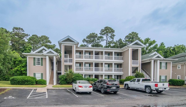 TB 29E Great 3 bedroom 3 bath 2nd Floor Condo