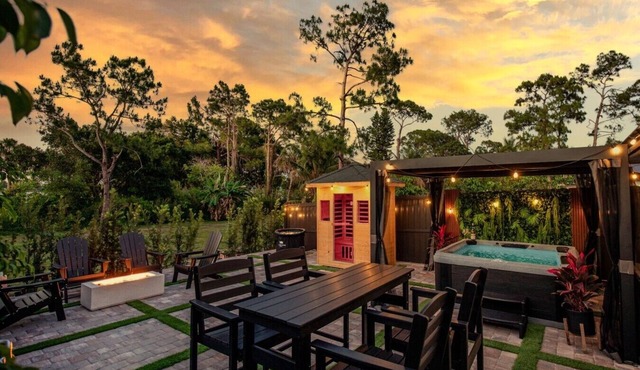 ` The Black Vanilla ` Luxe Retreat Sauna, Cold Plunge & Pure Relaxation