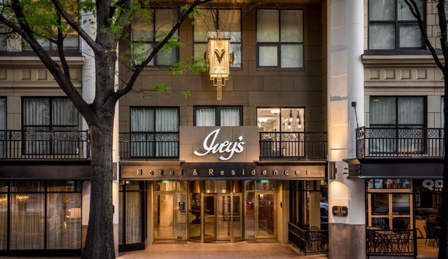 The Ivey's Hotel