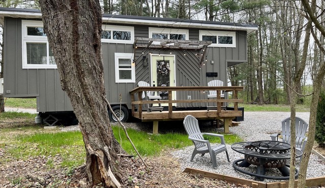 The Trillium Tiny House by the Lake