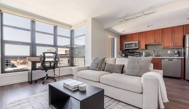 Trendy Virginia Square 1BR w/Pool & Games, nr Metro, by Blueground