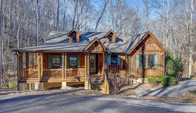 Tuckasegee Cabin ~ 3 Mi to Bear Lake!