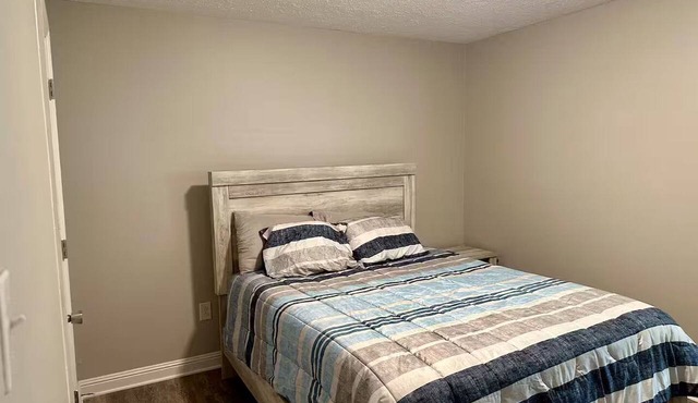 Twin Oaks Haven- Cozy house in Murfreesboro