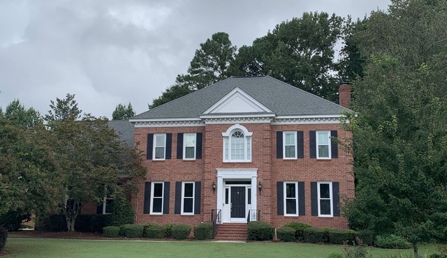 Vacation Home with Pool Perfect for Masters Rental