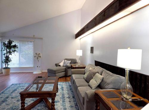 Walk to Augusta National with Pool, Housekeeper, and Utilities Included