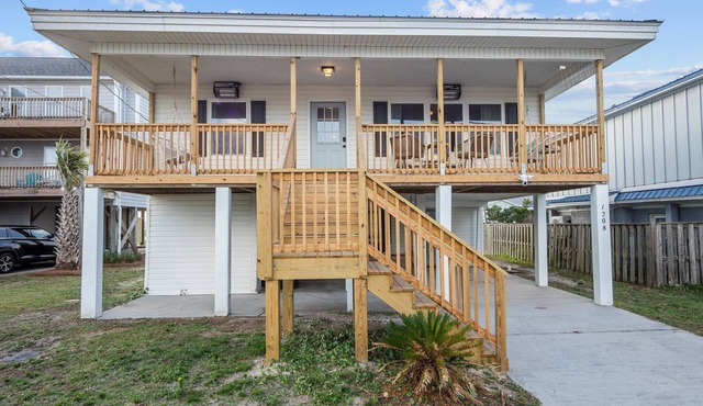 Water view house Topsail beach with Golf cart- Top unit