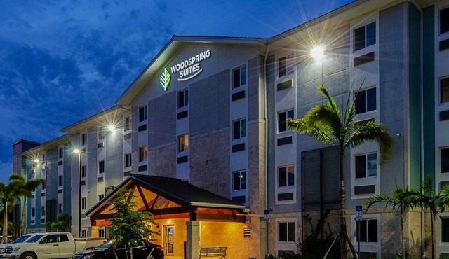 WoodSpring Suites Naples East