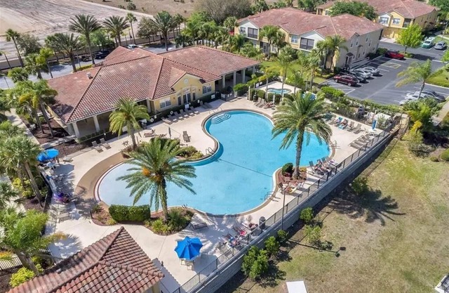 2 bed, 2 bath condo close to Disney and other theme parks Orlando