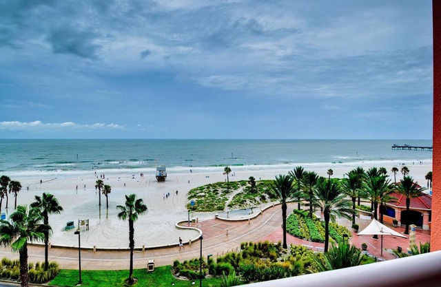 269 m² Apartment ∙ 3 bedrooms ∙ 6 guests