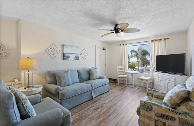 74 m² Condo ∙ 2 bedrooms ∙ 6 guests
