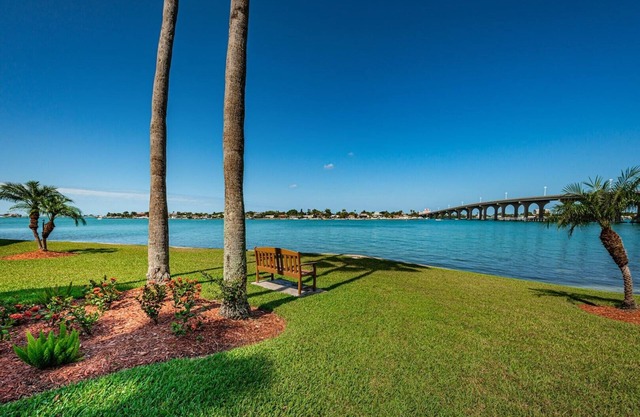 Bahia Vista 'Sandy Toes, Sailboats, Spectacular Sunsets'