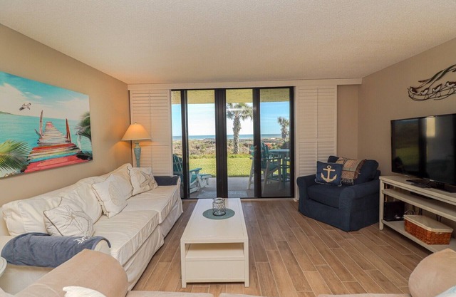 Barefoot Trace 105-Direct Oceanfront Views from Private Balcony, Pet Friendly
