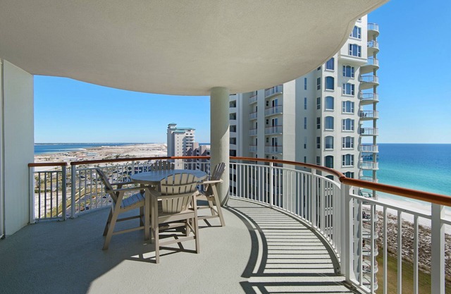 Beach Colony 12A Gulf-Front 3 BD/3BA Condo Navarre Beach!
